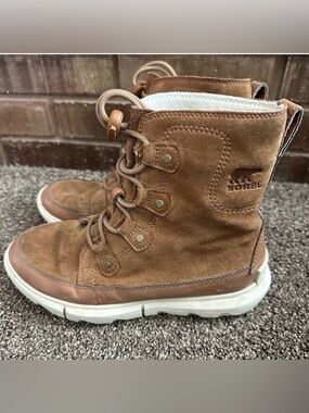 Sorel Explorer Next Joan Waterproof Boots - Size 5 - Good Used Condition